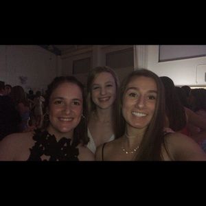 Meet your Posher, Hadley